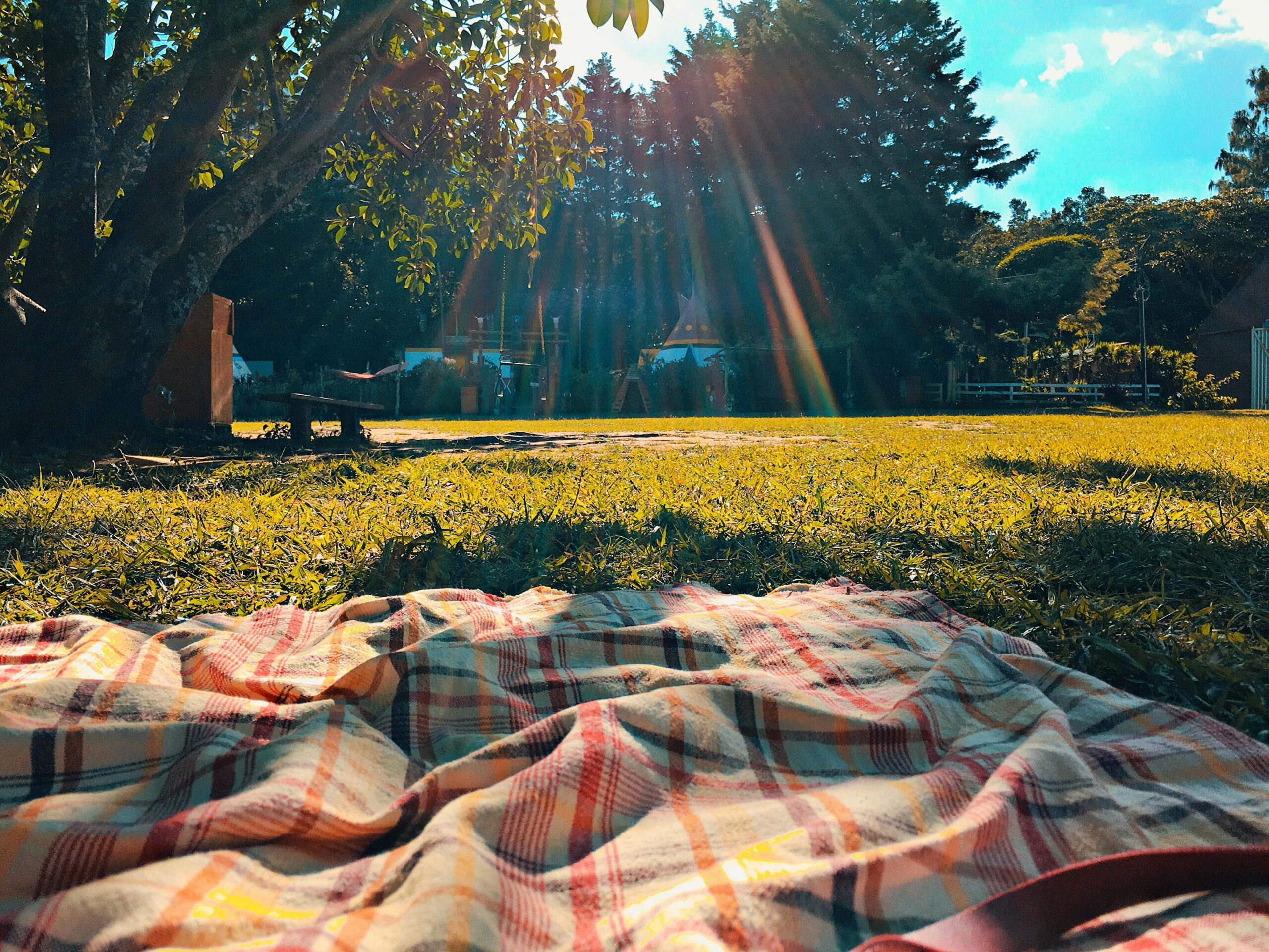 Five Beautiful UK Picnic Spots To Savour